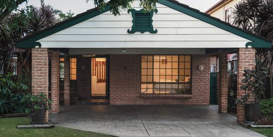 16 Milford Road, Peakhurst  NSW  2210